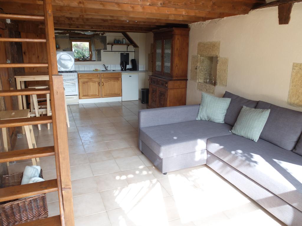 Le Bon Coeur Bed and Breakfast Ygrande Exterior foto