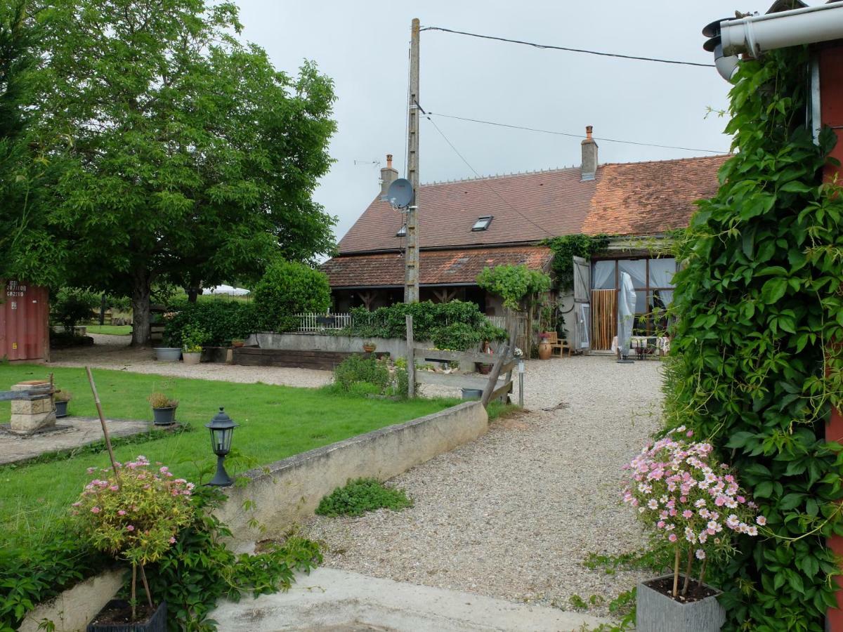 Le Bon Coeur Bed and Breakfast Ygrande Exterior foto